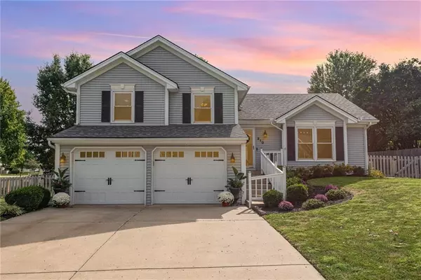 Smithville, MO 64089,310 Mesa DR