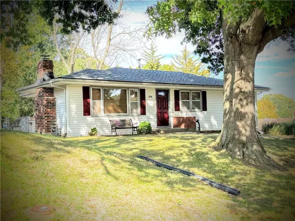 1208 Quincy ST, Leavenworth, KS 66048
