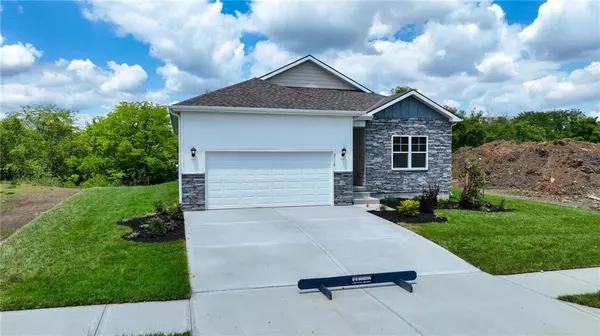 2709 Mercer LN, Platte City, MO 64079