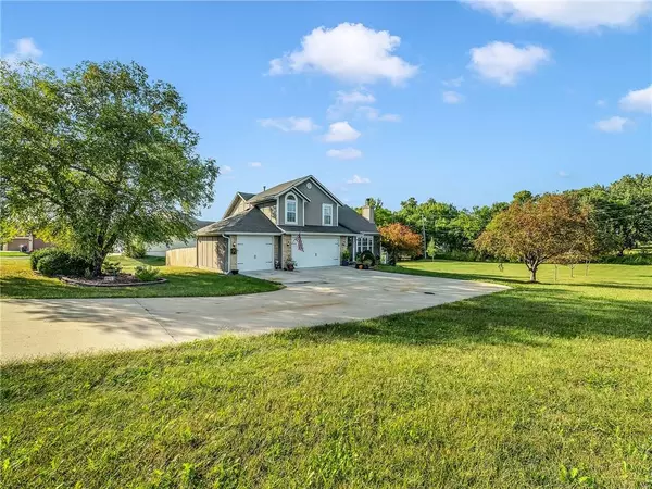 Basehor, KS 66007,3594 N 155th ST