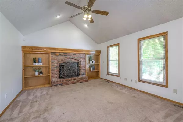 Raymore, MO 64083,1109 Ridgeway DR