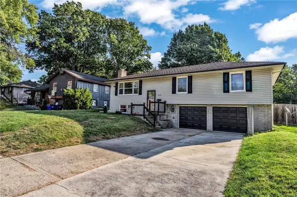 Raytown, MO 64138,8525 Maple AVE