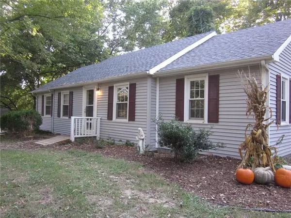 222 Dogwood ST, St Joseph, MO 64505
