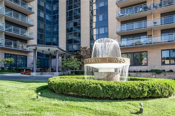 4545 Wornall RD #605, Kansas City, MO 64111