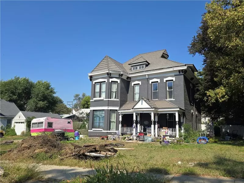 617 Parallel ST, Atchison, KS 66002