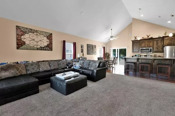 Cameron, MO 64429,905 Howenstein AVE