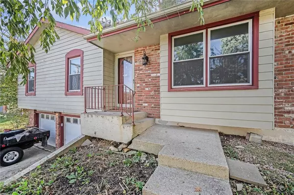 Kansas City, MO 64152,7609 NW 73rd ST