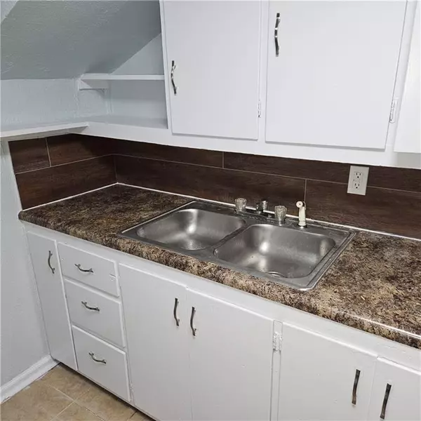 Independence, MO 64052,2022 S Hedges AVE