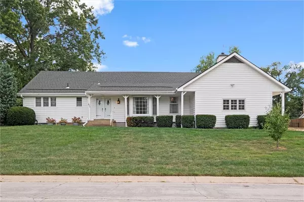 611 Montcrew ST, Kansas City, MO 64114