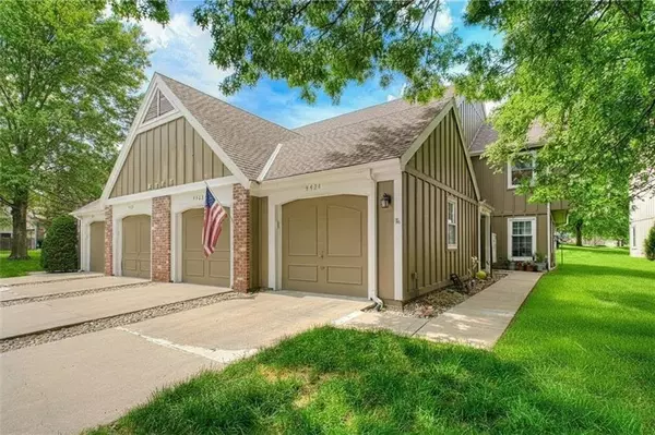 9424 W 122nd ST, Overland Park, KS 66213