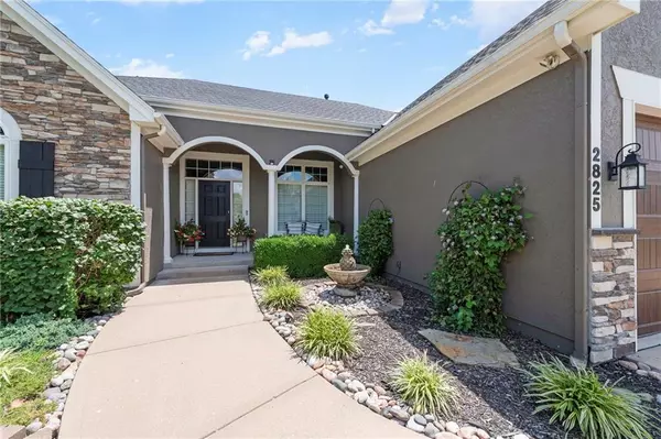 Lee's Summit, MO 64082,2825 SW Carlton DR