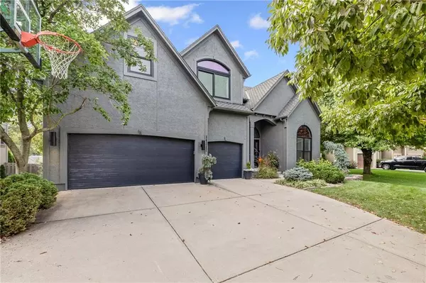 Overland Park, KS 66223,14312 Mackey ST