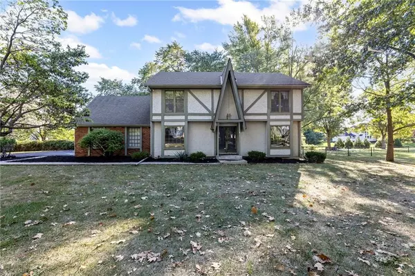 11801 W 149th ST, Olathe, KS 66062