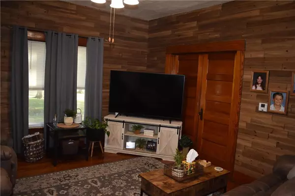 Barnard, MO 64423,34350 State Highway Ww HWY