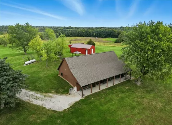 40298 E 208th ST, Rayville, MO 64084