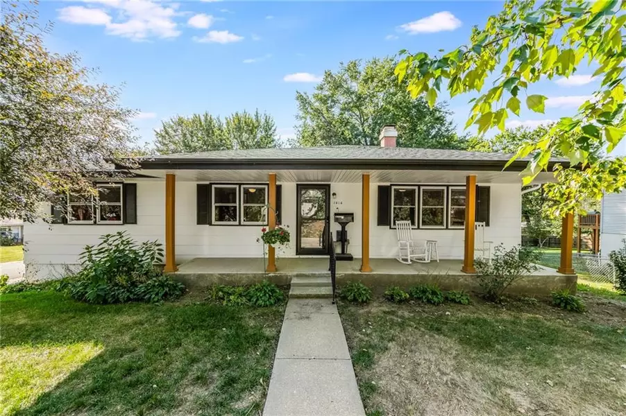 1414 Rifle TER, St Joseph, MO 64506