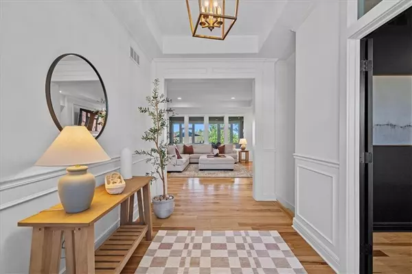 Overland Park, KS 66085,8700 W 166th ST