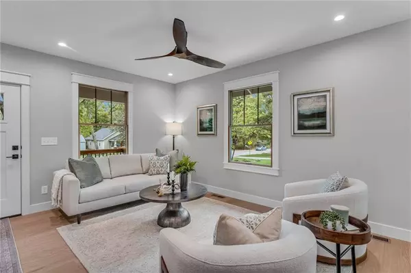 Lawrence, KS 66046,2305 Vermont ST