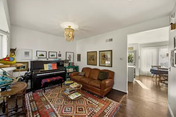 Shawnee, KS 66226,5150 Roundtree ST