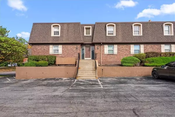 7618 W 59th TER #310, Overland Park, KS 66202