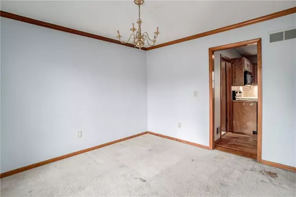 Bonner Springs, KS 66012,824 S Elk LN