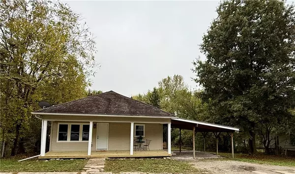 Richmond, MO 64085,909 W Lexington ST