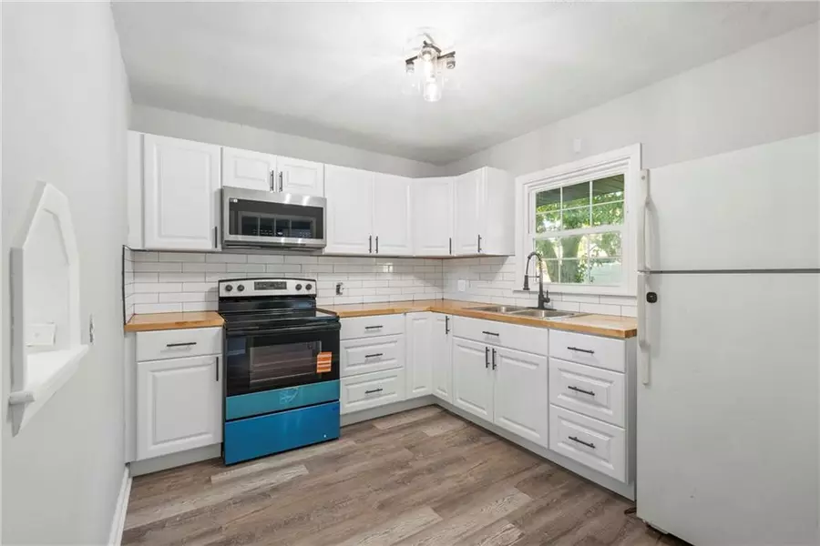 1316 N Main ST, Independence, MO 64050