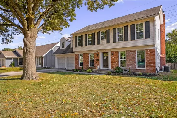 10529 Wedd ST, Overland Park, KS 66212