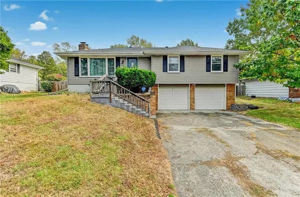 10905 Bales AVE, Kansas City, MO 64137