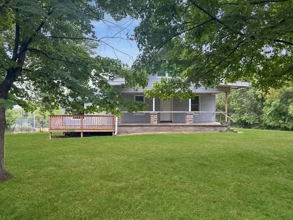 801 E College ST, Independence, MO 64050