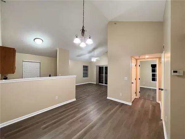 5600 NE 80th TER #NE #3B, Kansas City, MO 64119