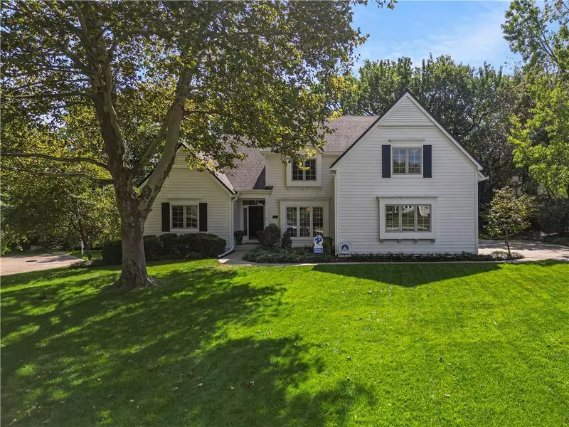 4051 W 124th TER, Leawood, KS 66209