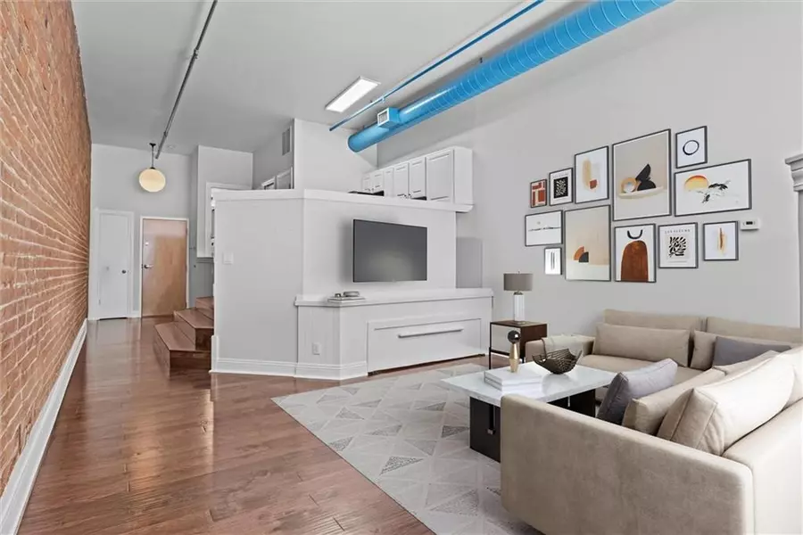 700 Broadway BLVD #508, Kansas City, MO 64105