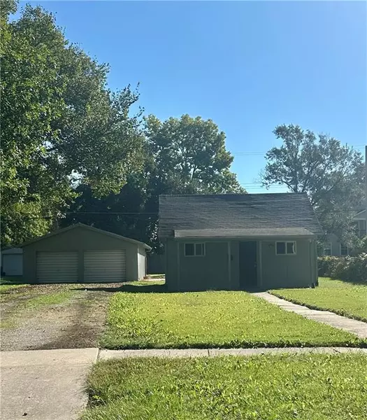 1017 S Locust N/A, Ottawa, KS 66067