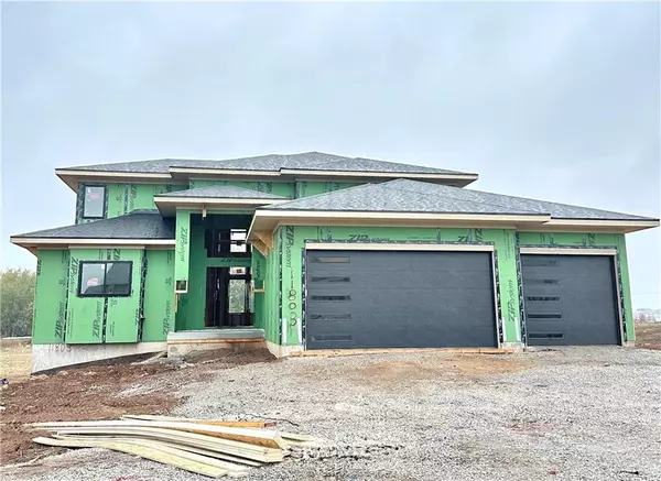 11803 W 181st TER, Overland Park, KS 66013