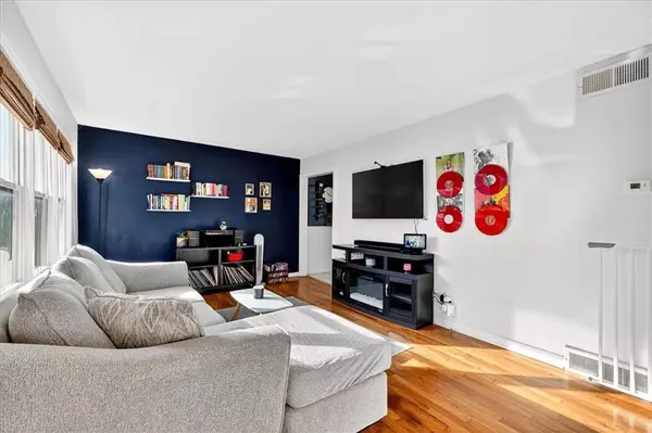 Olathe, KS 66061,1100 E Cedar ST