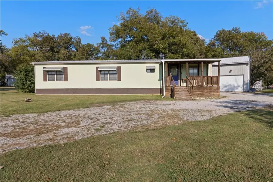 816 S 2nd ST, Independence, KS 67301