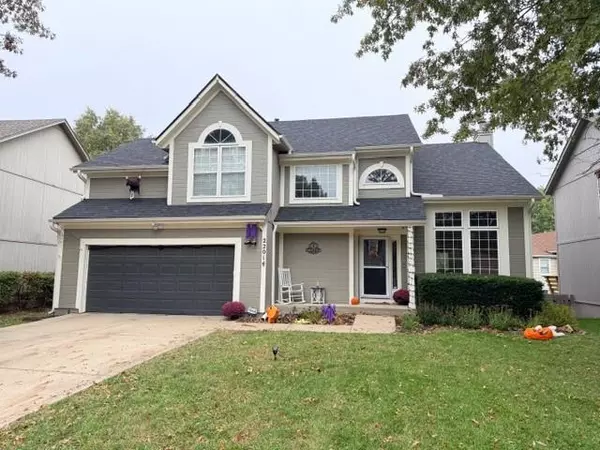 22014 W 51st ST, Shawnee, KS 66226