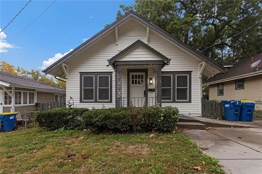 34 S Jewell ST, Liberty, MO 64068