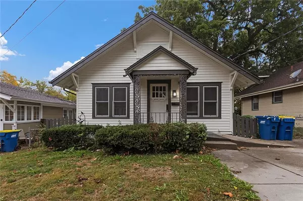 34 S Jewell ST, Liberty, MO 64068