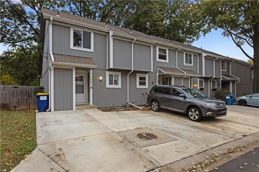 6564 Charles ST, Shawnee, KS 66216