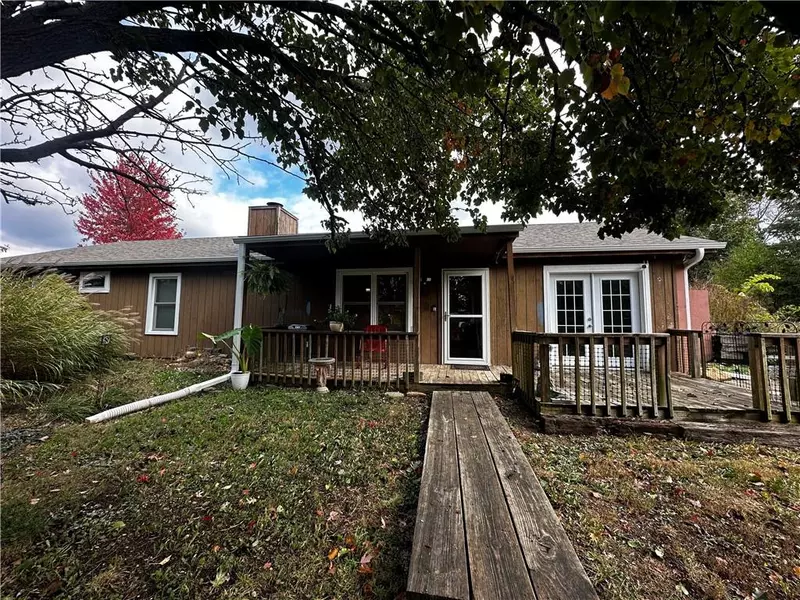 15360 13 HWY, Richmond, MO 64085