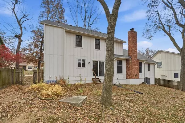 Blue Springs, MO 64015,1113 NW Forest DR