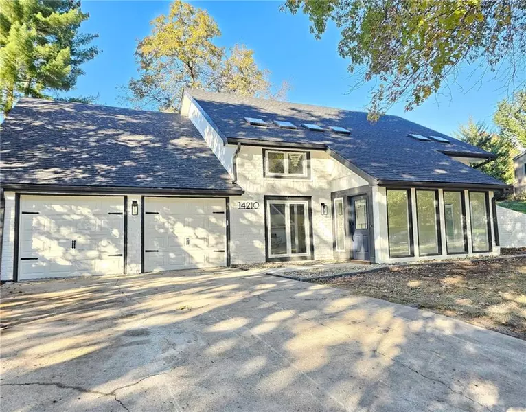 14210 W 50th ST, Shawnee, KS 66216