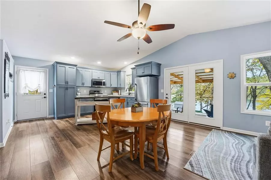 58 E Sugar Lake CV, Mound City, KS 66056