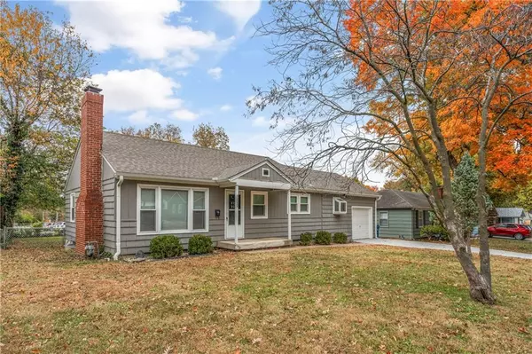 5212 W 76th ST, Prairie Village, KS 66208