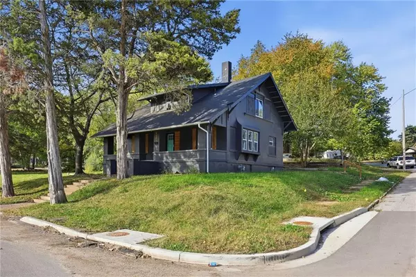 Kansas City, KS 66104,1894 Glendale AVE