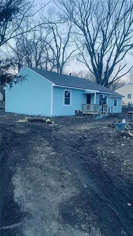 11612 Blue Ridge BLVD, Kansas City, MO 64134