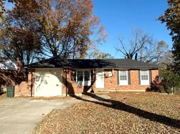 16812 E 35th ST, Independence, MO 64055