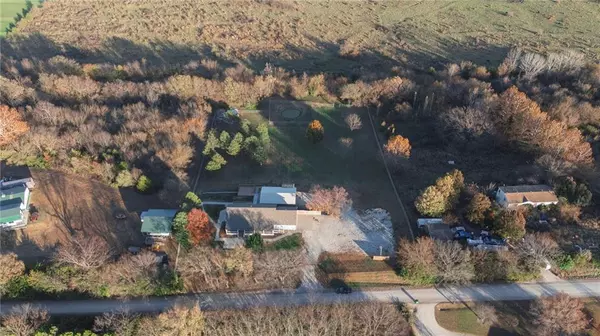 31731 Lookout RD, Paola, KS 66071